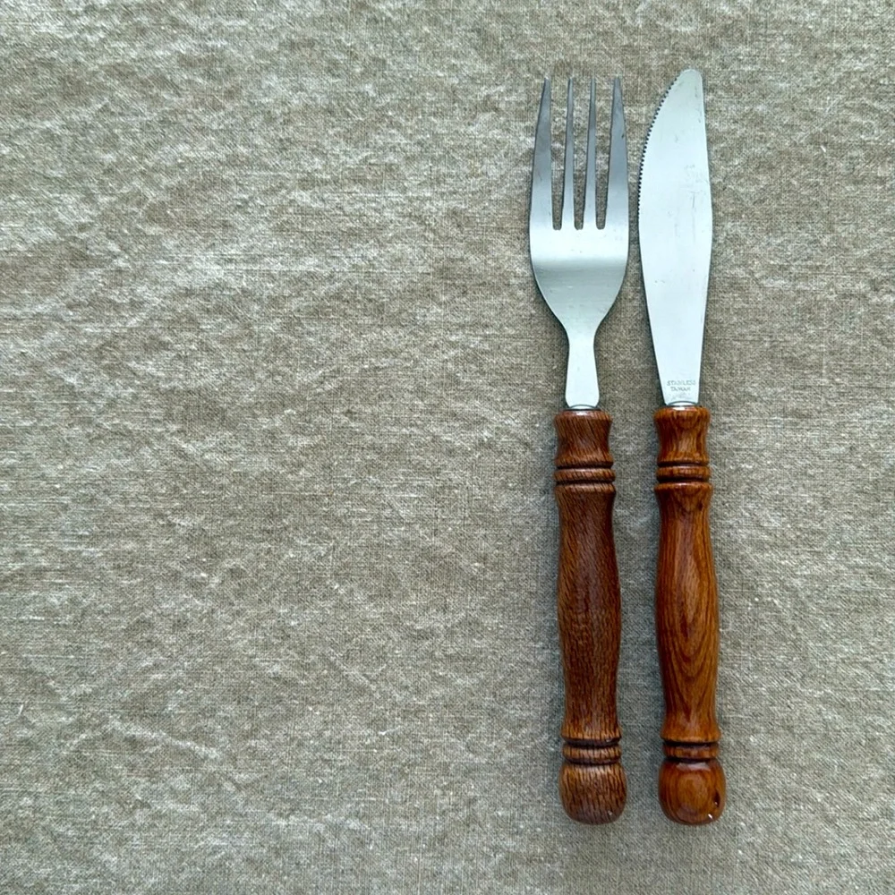 VTG | Wooden Handle Stainless Steel Flatware🍴